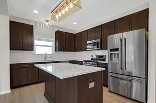 5710 Burr Rdg Cir, Crown Point, IN 46307 - Photo 11