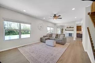 5710 Burr Rdg Cir, Crown Point, IN 46307 - Photo 5