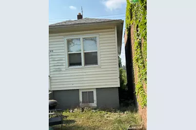 815 W 25th Avenue, Gary, IN 46407 - Photo 3