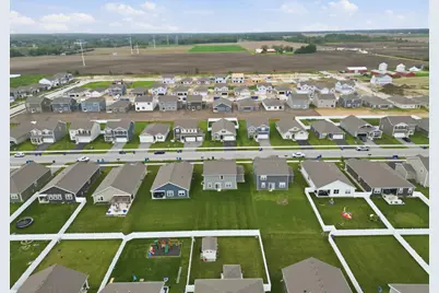7677 W 105th Place, Crown Point, IN 46307 - Photo 19