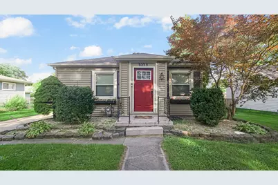 8235 Ellsworth Court, Merrillville, IN 46410 - Photo 3