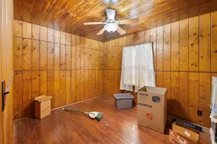 610 Pine Lake Ave, La Porte, IN 46350 - Photo 11