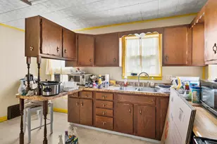 610 Pine Lake Ave, La Porte, IN 46350 - Photo 5
