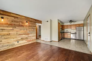 1086 Millpond Rd, Valparaiso, IN 46385 - Photo 5