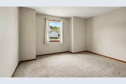 1086 Millpond, Unit B Road, Valparaiso, IN 46385 - Photo 11