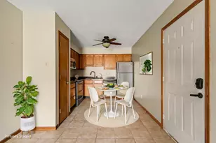 1086 Millpond Rd, Valparaiso, IN 46385 - Photo 7