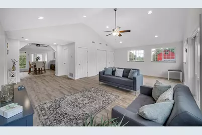 838 N 200 W, Valparaiso, IN 46385 - Photo 19