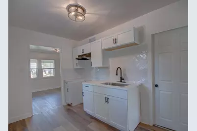 825 E 14th Avenue, Gary, IN 46407 - Photo 9