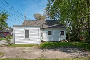 825 E 14th Ave, Gary, IN 46407 - Photo 25