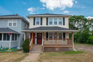 613 Tennessee St, Gary, IN 46402 - Photo 1