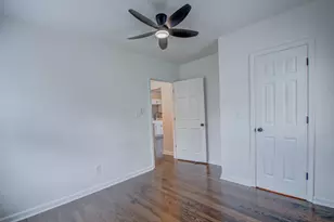 613 Tennessee St, Gary, IN 46402 - Photo 9