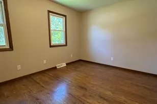 53 Cain Dr, Valparaiso, IN 46383 - Photo 15