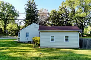 2207 N County Line Rd, Portage, IN 46368 - Photo 5