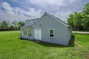 2329 Ridgewood St, Highland, IN 46322 - Photo 63