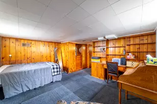 2329 Ridgewood St, Highland, IN 46322 - Photo 35