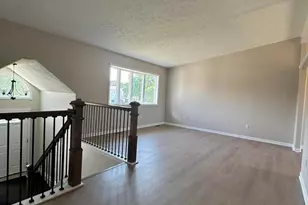 7396 Kestrel St, Hobart, IN 46342 - Photo 3