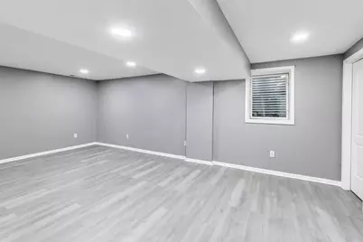 5024 E 73rd Avenue, Merrillville, IN 46410 - Photo 13