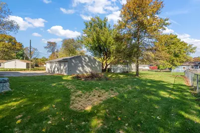 2790 E 1059 N, Demotte, IN 46310 - Photo 17