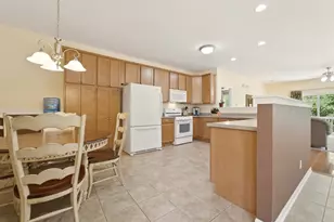 8745 Forest Glen Ct, Saint John, IN 46373 - Photo 7