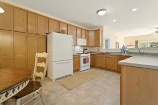 8745 Forest Glen Ct, Saint John, IN 46373 - Photo 11