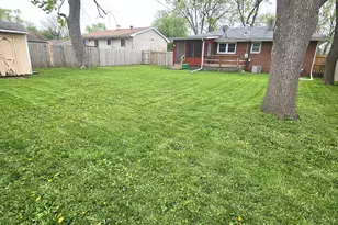 1123 N Wood St, Griffith, IN 46319 - Photo 39