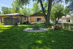 405 Fairview Ave, Crown Point, IN 46307 - Photo 5