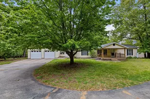 1282 E 950 N, Wheatfield, IN 46392 - Photo 5