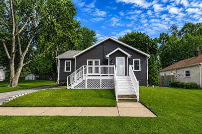 609 W North Street, Crown Point, IN 46307 - Photo 1