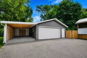 609 W North St, Crown Point, IN 46307 - Photo 23