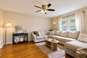 609 W North St, Crown Point, IN 46307 - Photo 5