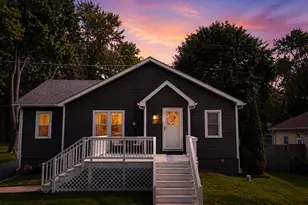 609 W North St, Crown Point, IN 46307 - Photo 27