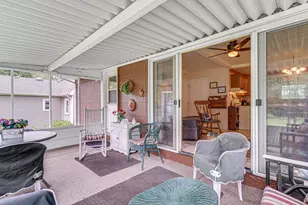 1053 Avondale St, Valparaiso, IN 46385 - Photo 23