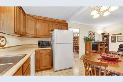 1053 Avondale Street, Valparaiso, IN 46385 - Photo 9