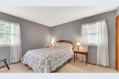 1053 Avondale Street, Valparaiso, IN 46385 - Photo 17