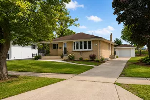 408 Cherry Hill Rd, Dyer, IN 46311 - Photo 1