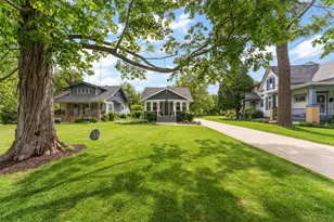 504 S Court St, Crown Point, IN 46307 - Photo 39