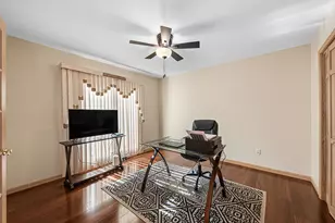 7125 Dove Dr, Schererville, IN 46375 - Photo 11