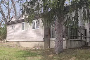 206 W Weninger St, North Judson, IN 46366 - Photo 13