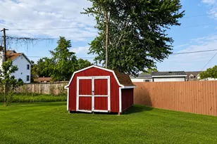 12000 N Oakwood Dr, Saint John, IN 46373 - Photo 29