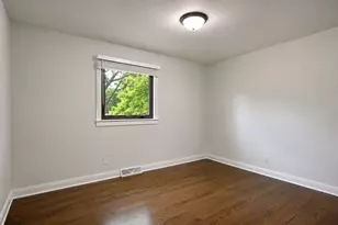 12000 N Oakwood Dr, Saint John, IN 46373 - Photo 15