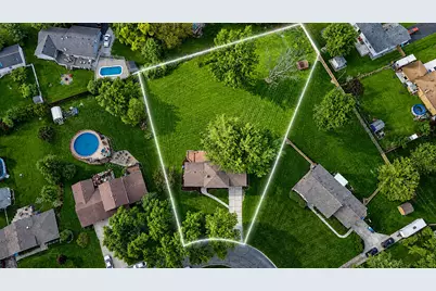 12000 N Oakwood Drive, Saint John, IN 46373 - Photo 5