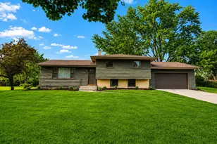 12000 N Oakwood Dr, Saint John, IN 46373 - Photo 3