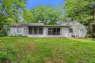 1702 Napoleon St, Valparaiso, IN 46383 - Photo 13