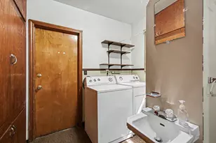 1702 Napoleon St, Valparaiso, IN 46383 - Photo 9