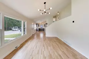 449 Washington Park Blvd, Michigan City, IN 46360 - Photo 5