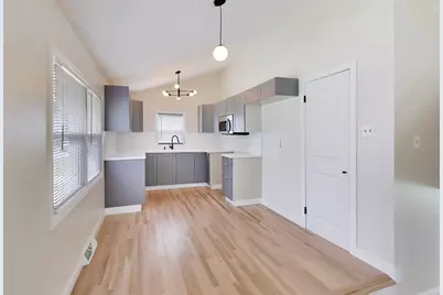 449 Washington Park Boulevard, Michigan City, IN 46360 - Photo 5
