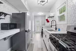 3223 E 35th Pl, Lake Station, IN 46405 - Photo 13