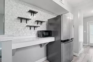 3223 E 35th Pl, Lake Station, IN 46405 - Photo 17