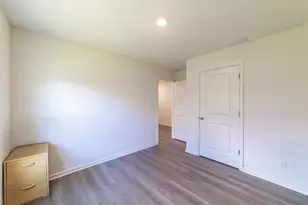 605 Ensign Pl, Hebron, IN 46341 - Photo 23