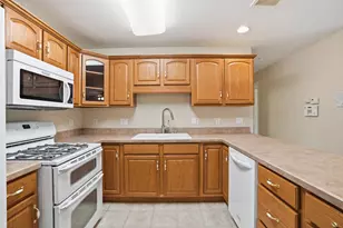 9101 Kennedy Ave, Highland, IN 46322 - Photo 7